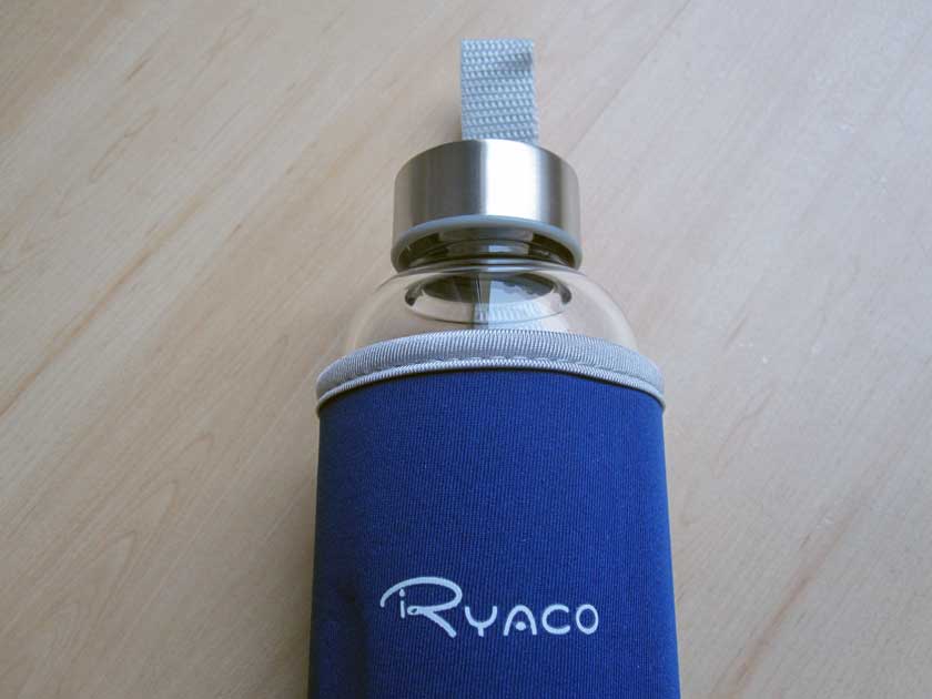 Ryaco Glasflasche Trinkflasche Classic Tragbare 360ml BPA-frei für unterwegs Sportflasche Glas Wasserflasche zum Mitnehmen von kalten Heiß Getränken mit Neopren Tasche und Schwammbürste